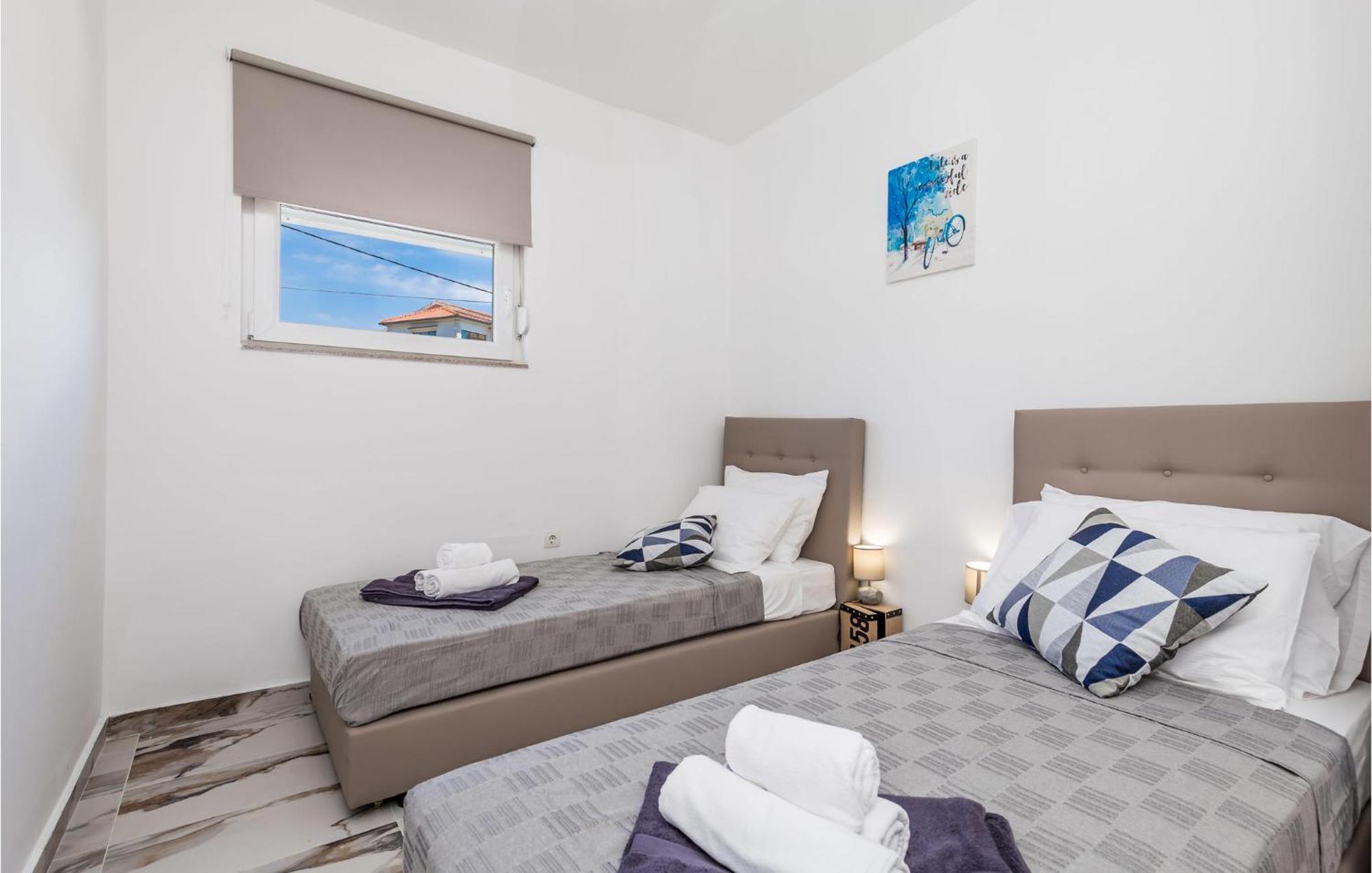 2 Bedroom Amazing Apartment In Rijeka Eksteriør billede